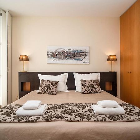 Locally Yours Sao Bento Apartments Порту Экстерьер фото